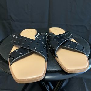 Black sandals